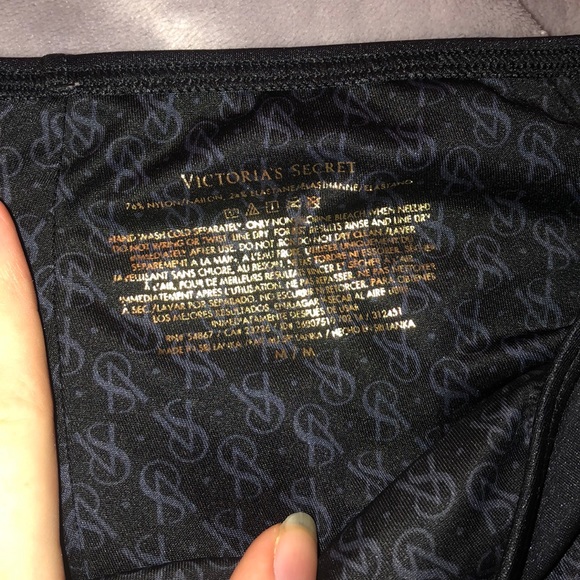 Victoria’s Secret hipster cut out full coverage - Picture 3 of 5